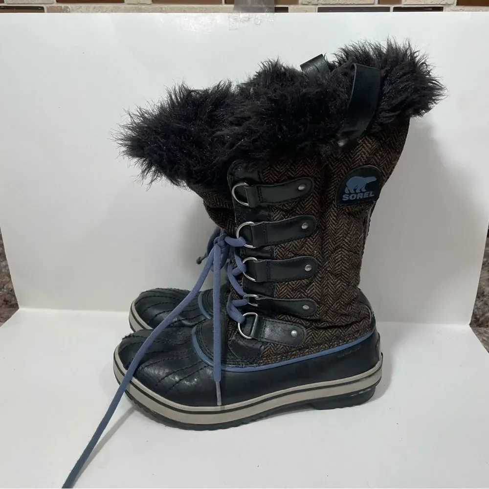 Sorel gently worn